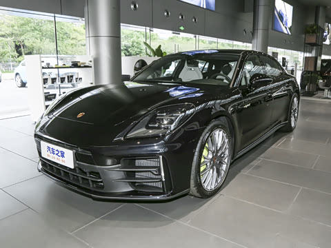 保时捷 Panamera新能源 2026款 Panamera Turbo E-Hybrid 行政加长版