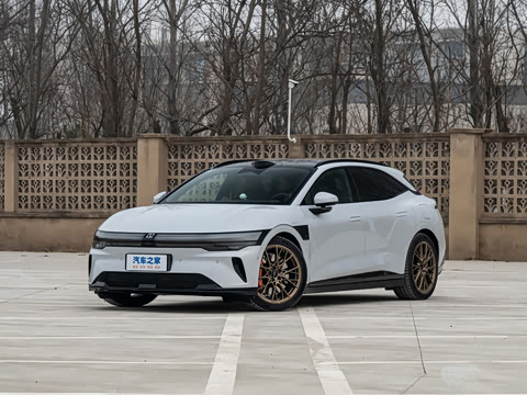 极氪 极氪007GT 2026款 四驱Ultra版 103kWh